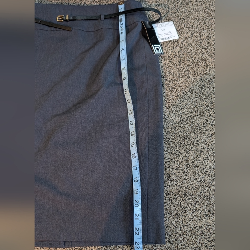 Liz Claiborne Gray A-Line Skirt with Slim Belt
